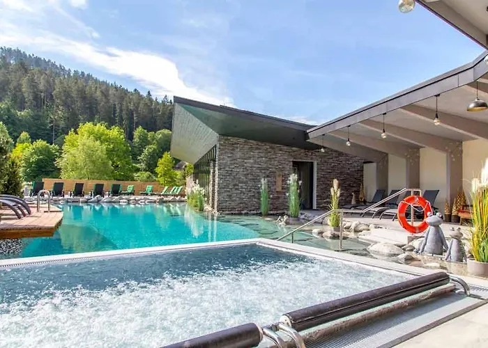 Heselbacher Hof 4* بيرسبرون