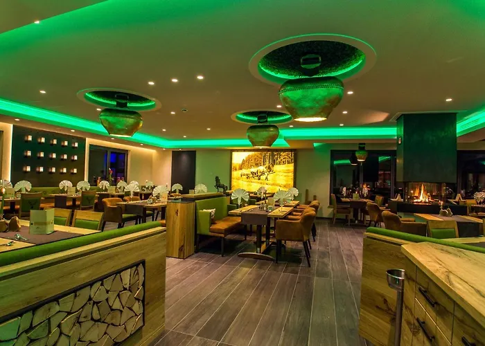 Heselbacher Hof 4* بيرسبرون